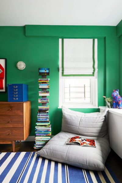 dekorasi kamar anak laki laki hijau sederhana