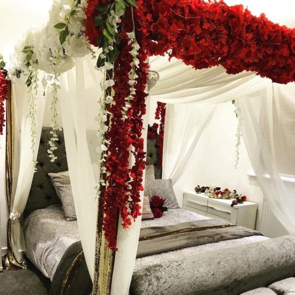 dekorasi kamar pengantin sempit bunga mawar