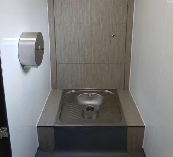 desain kamar mandi wc jongkok minimalis mewah