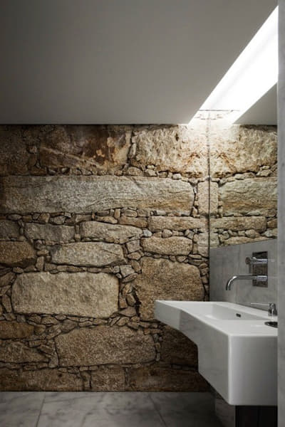 kamar mandi batu alam minimalis