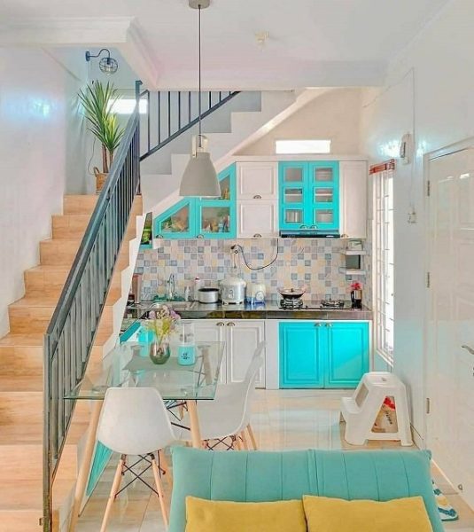 kitchen set bawah tangga colorfull
