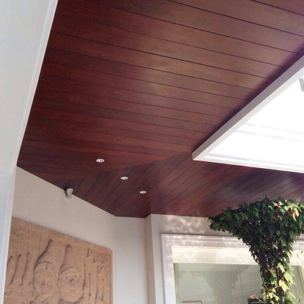 plafon pvc motif kayu modern