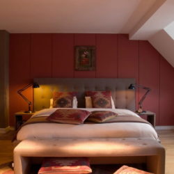banner warna cat kamar tidur romantis