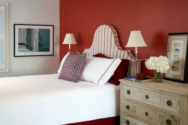 warna cat kamar yang bagus - merah