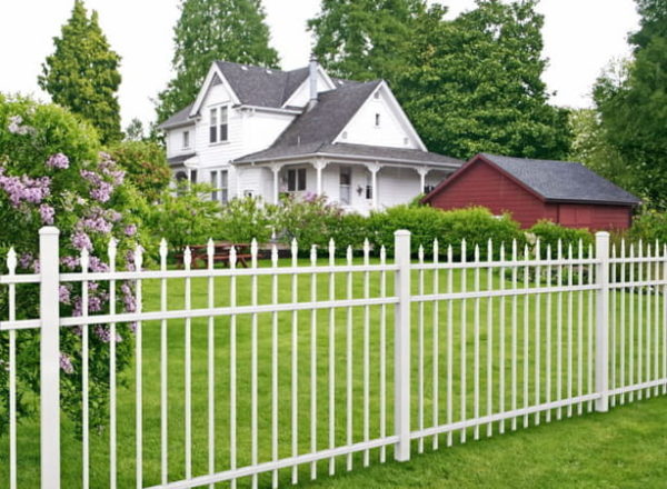warna cat pagar besi rumah yang bagus - putih