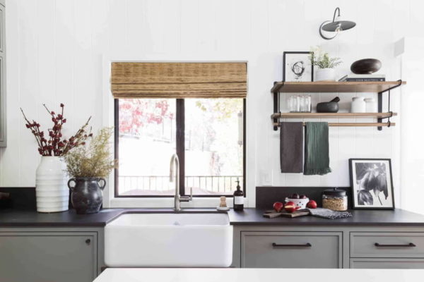 ukuran jendela minimalis di dapur