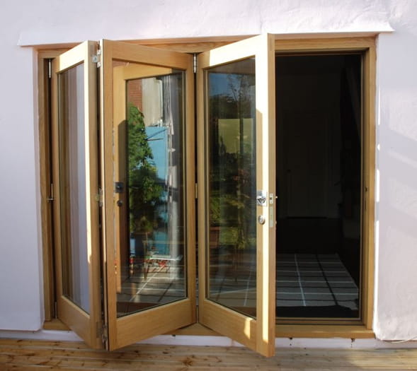 model jendela kamar tidur kayu - folding