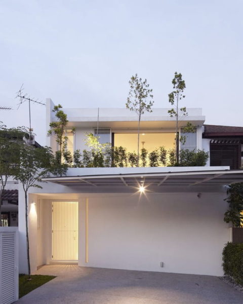 desain teras rumah depan warna putih