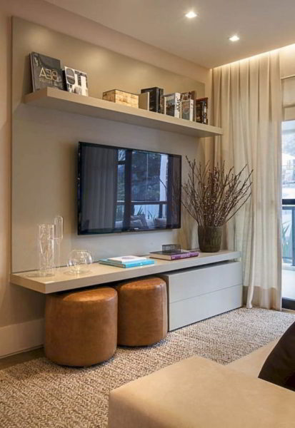 tambahkan meja tv dengan model yang menarik dan terlihat minimalis - ruang tv minimalis kecil